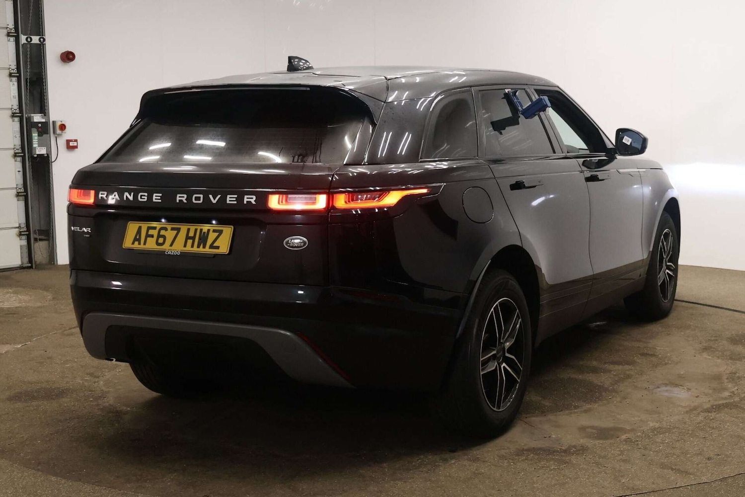 Used Land Rover Range Rover Velar 2017 for sale - 77262818: Photo 5