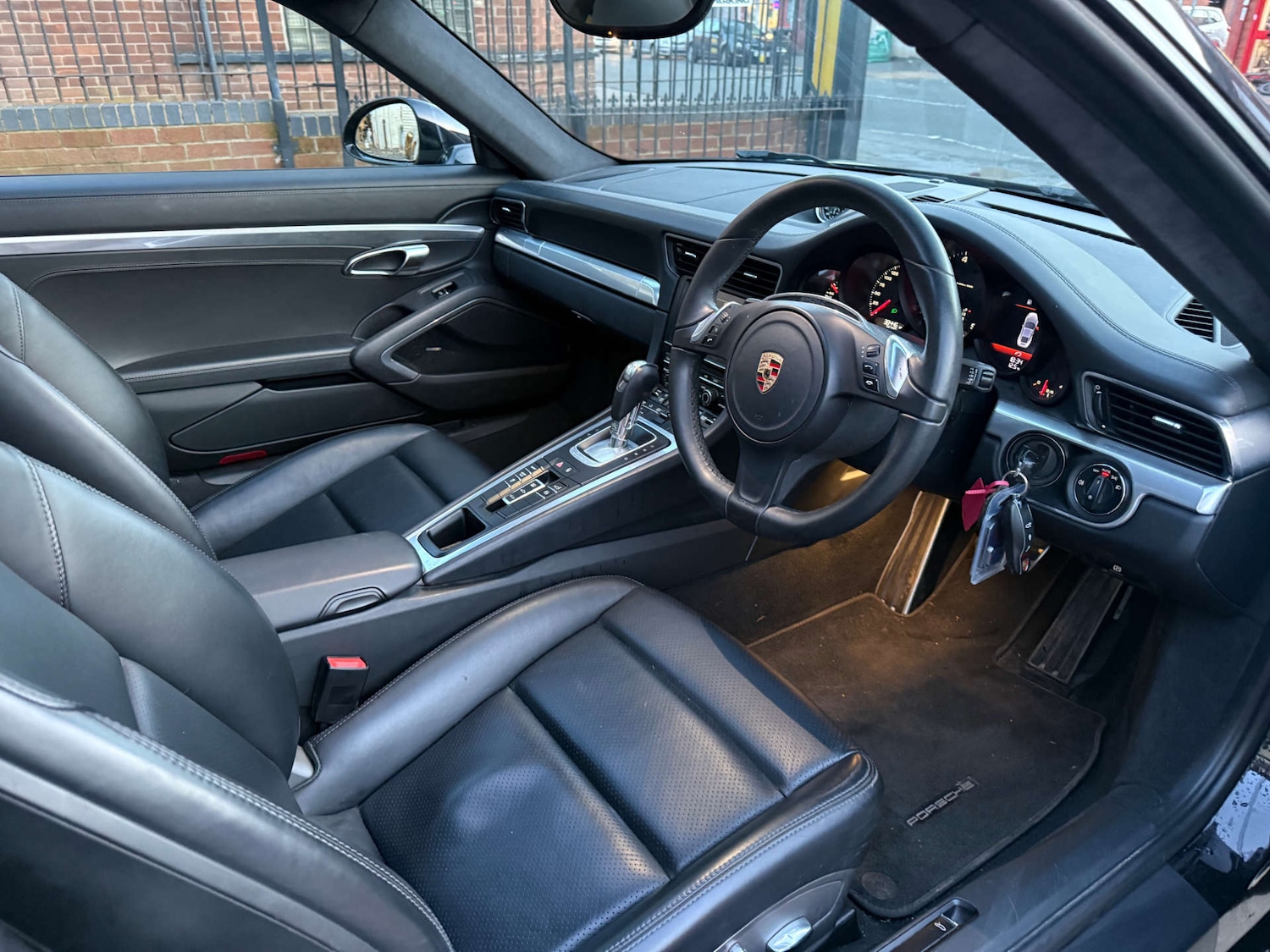 Used Porsche 911 2013 for sale - 77954354: Photo 14