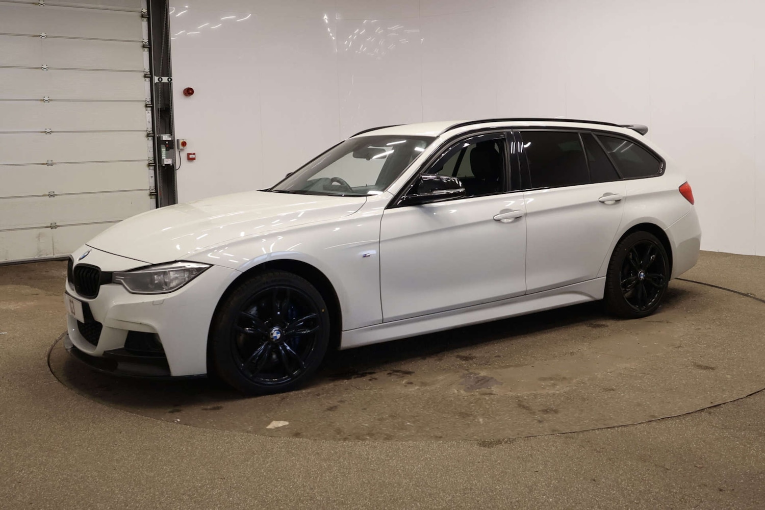 Used BMW 3 Series 2015 for sale - 77920716: Photo 5