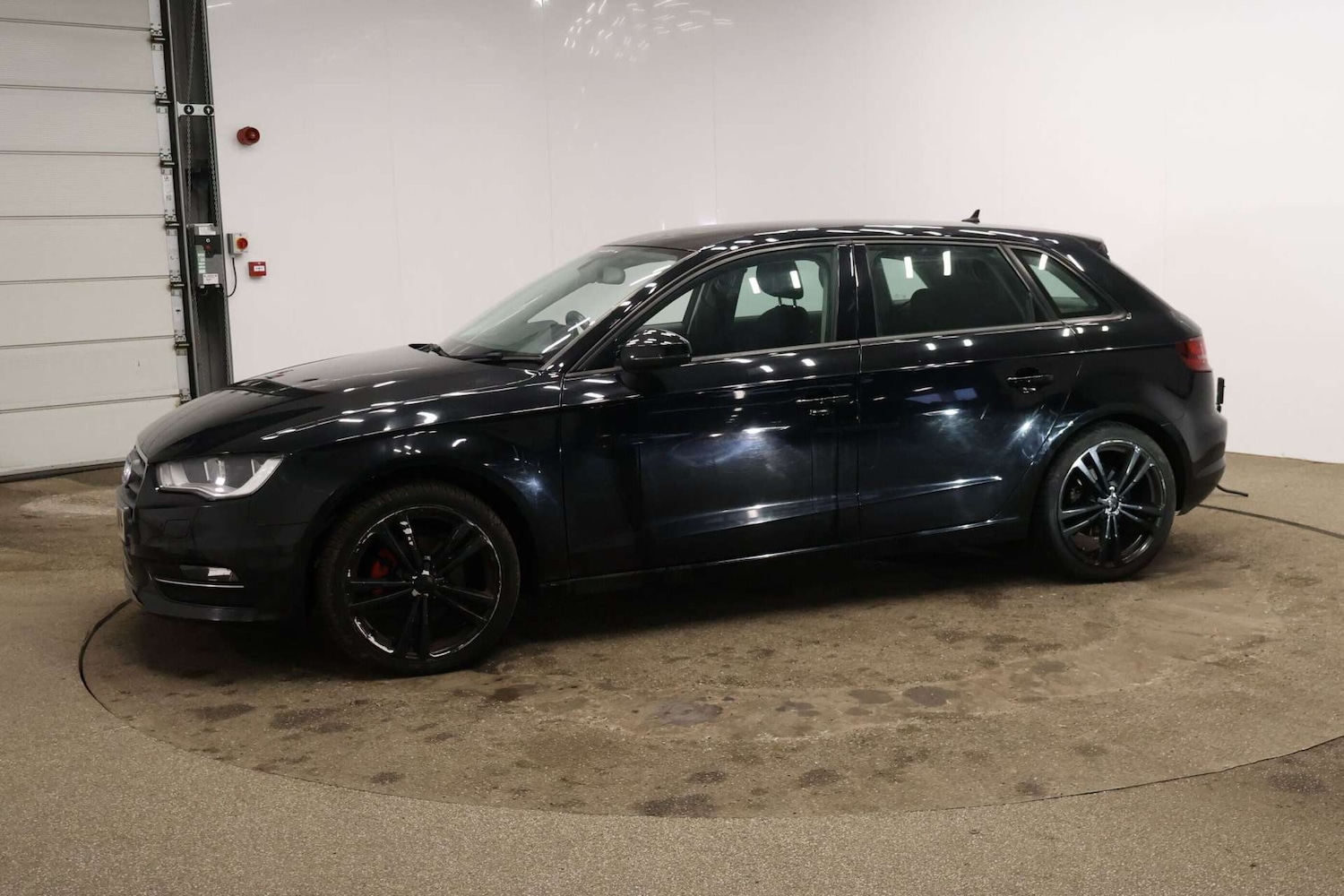 Used Audi A3 2014 for sale - 77342191: Photo 3