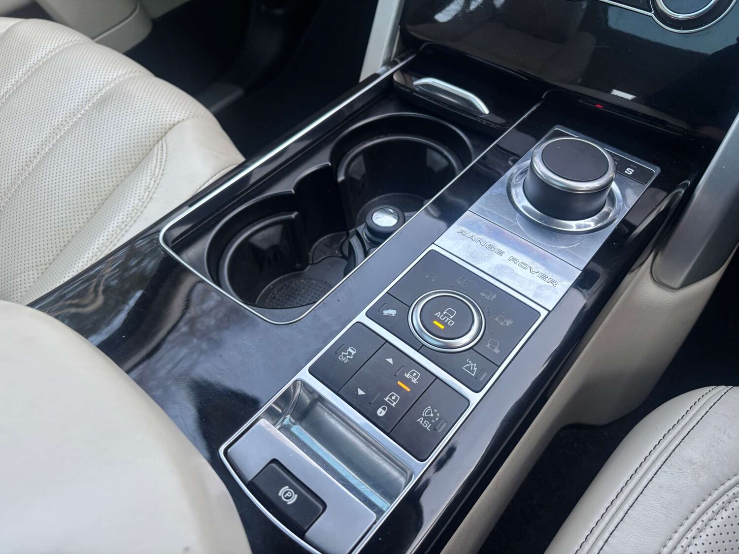 Used Land Rover Range Rover 2015 for sale - 77459667: Photo 34