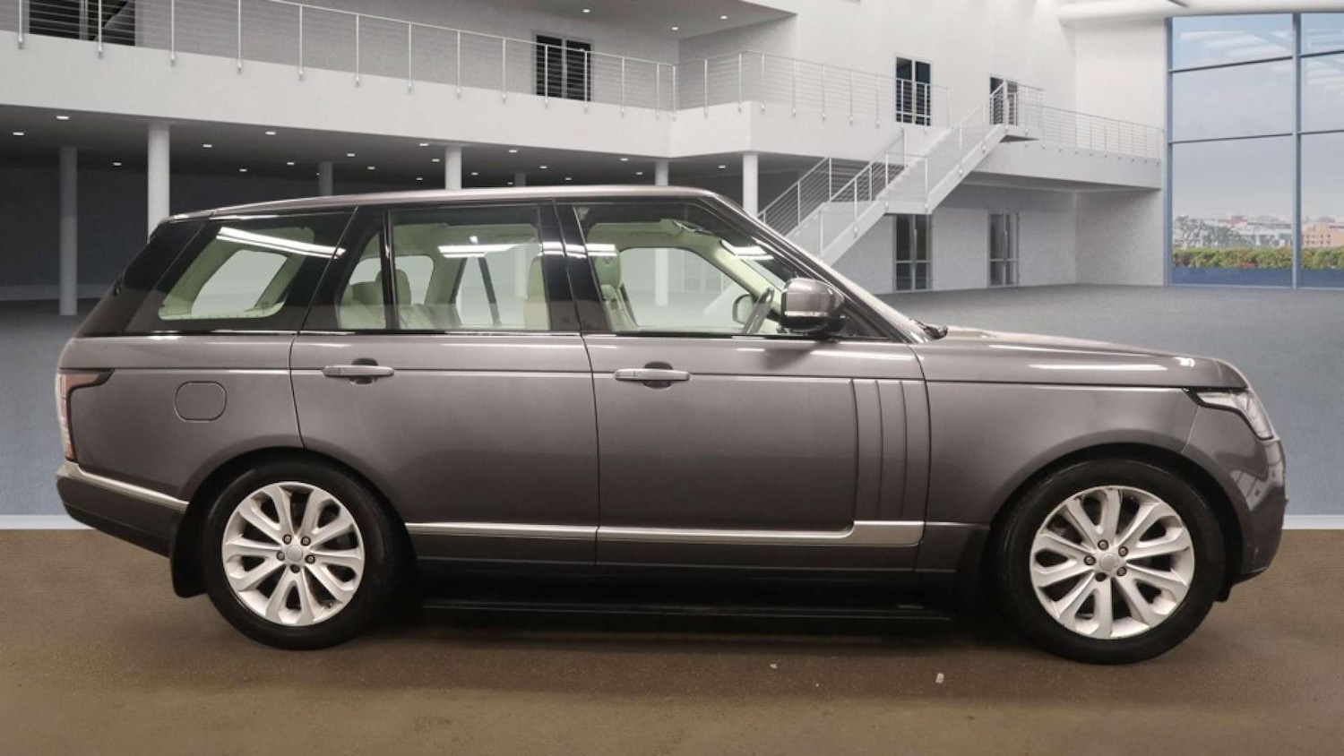 Used Land Rover Range Rover 2015 for sale - 77459667: Photo 4