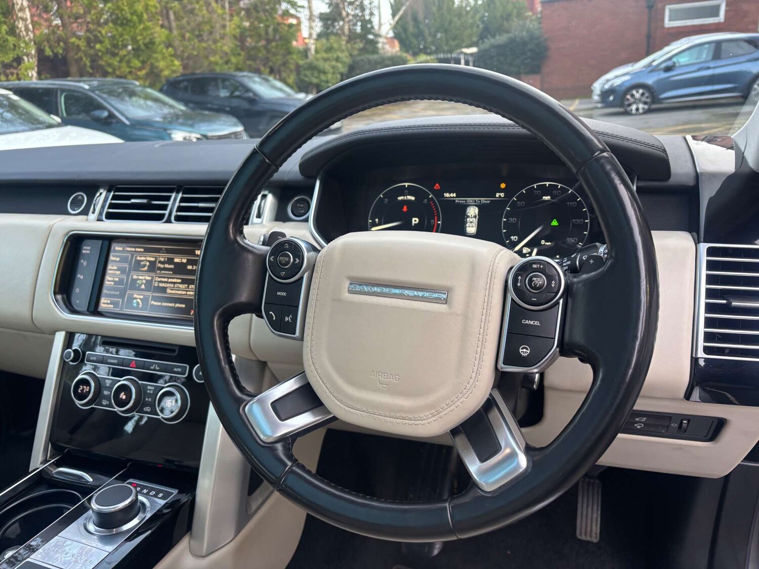 Used Land Rover Range Rover 2015 for sale - 77459667: Photo 40