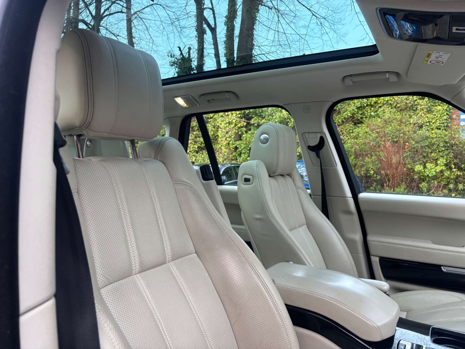 Used Land Rover Range Rover 2015 for sale - 77459667: Photo 45