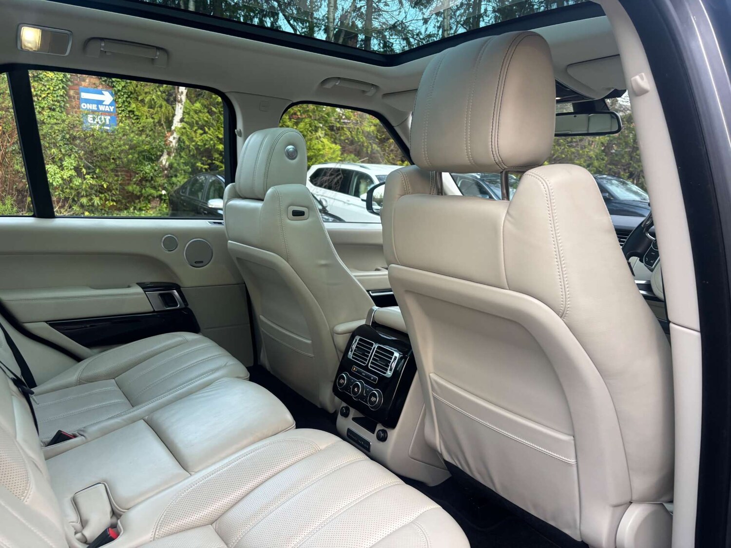 Used Land Rover Range Rover 2015 for sale - 77459667: Photo 50