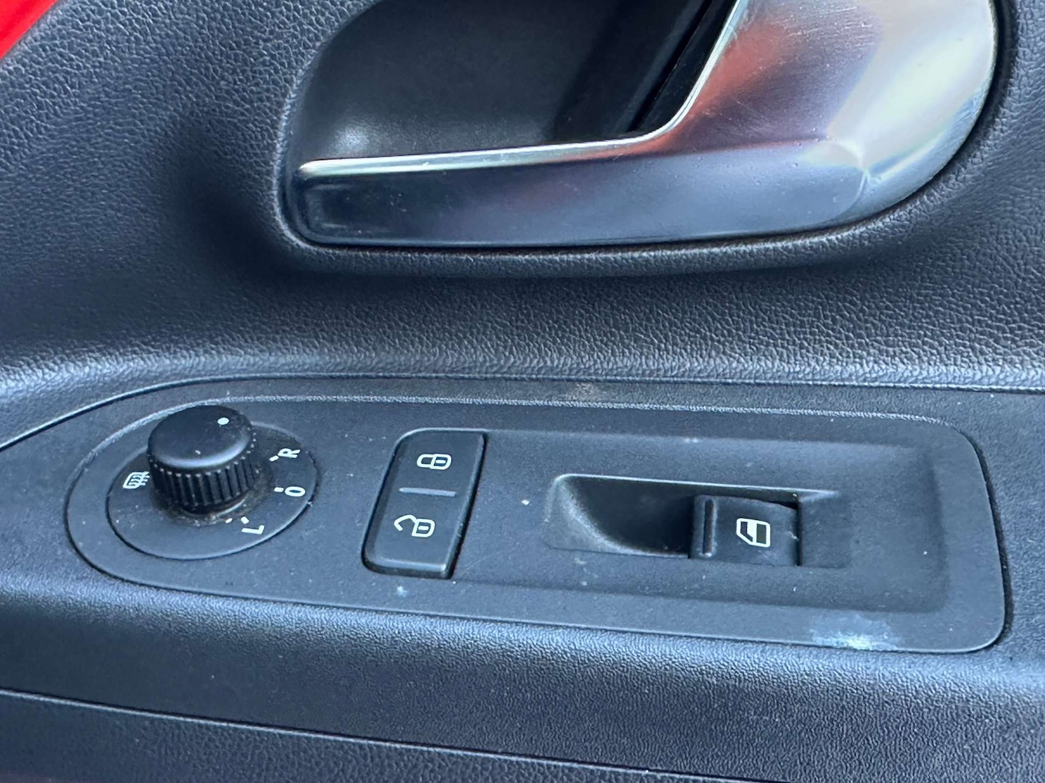 Used Volkswagen up! 2014 for sale - 77104172: Photo 17