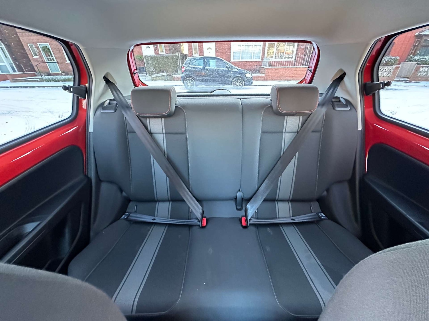 Used Volkswagen up! 2014 for sale - 77104172: Photo 22