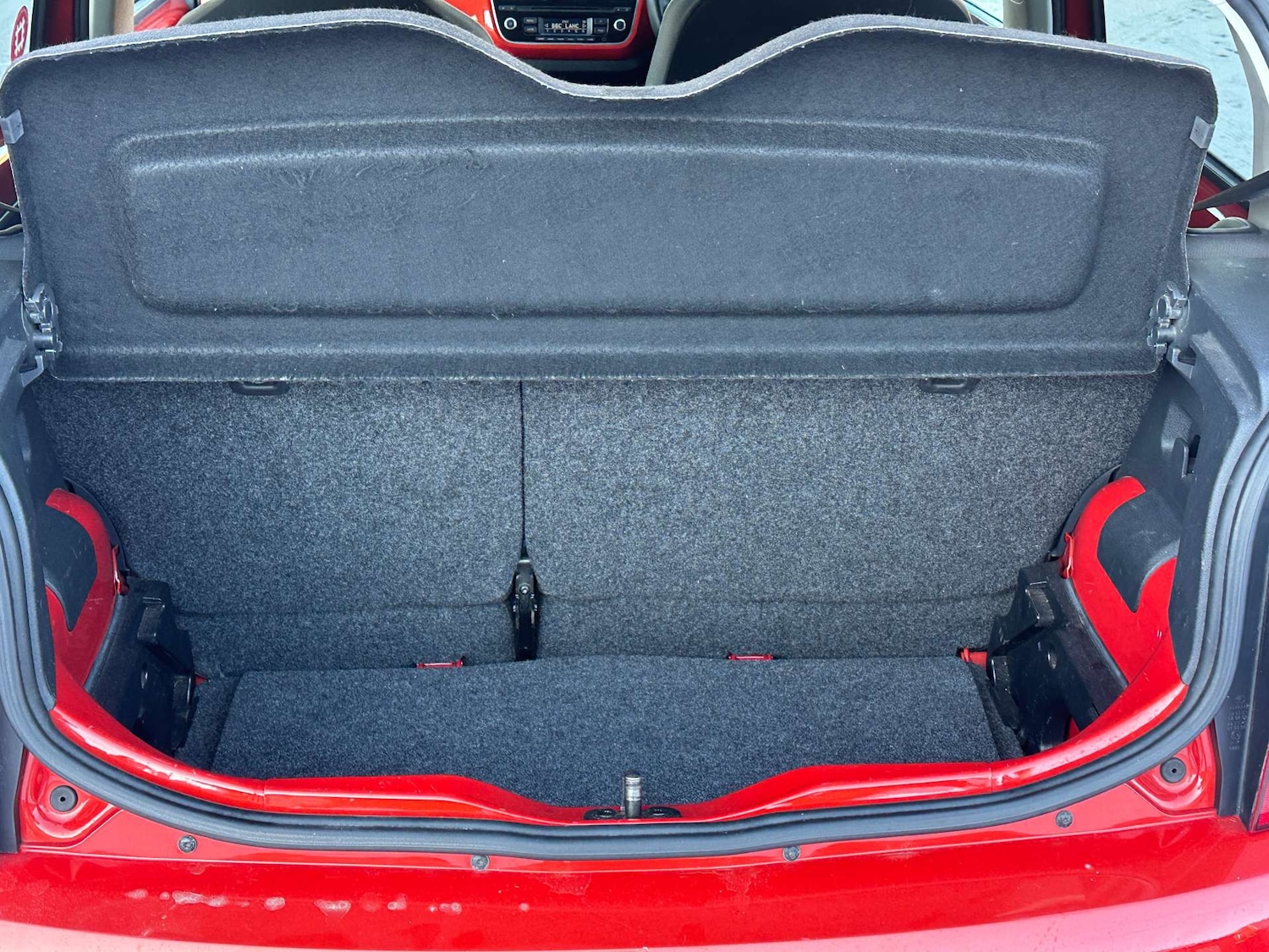 Used Volkswagen up! 2014 for sale - 77104172: Photo 40