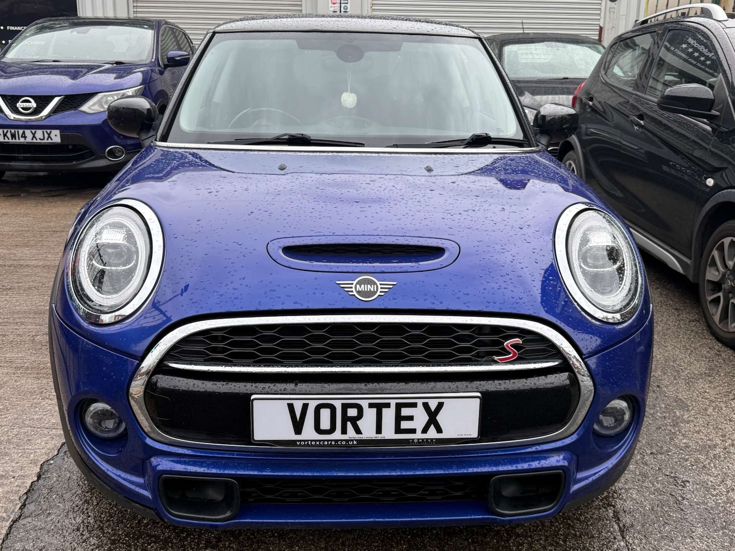Used MINI Hatch 2021 for sale - 76469519: Photo 2