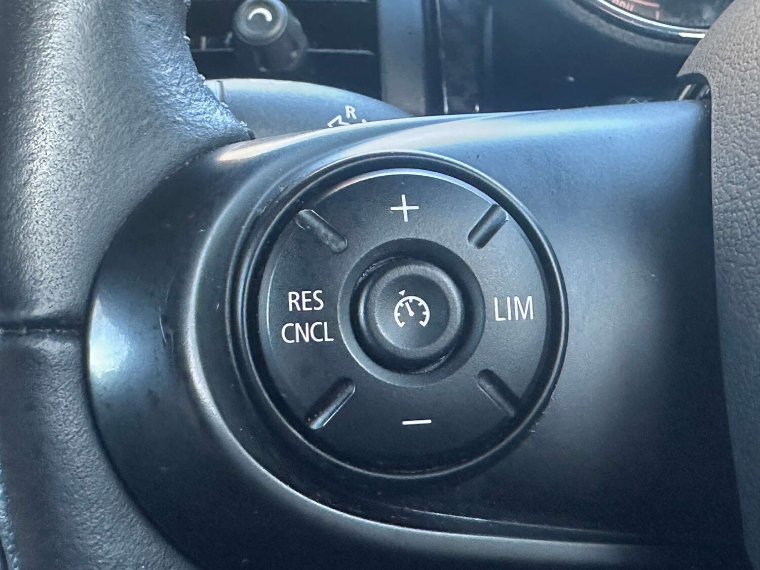 Used MINI Hatch 2021 for sale - 76469519: Photo 23