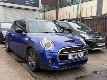 Used MINI Hatch 2021 for sale - 76469519: Photo