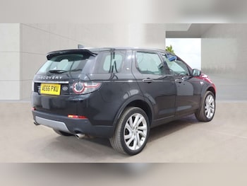 Used Land Rover Discovery Sport 2016 for sale - 79445361: Photo
