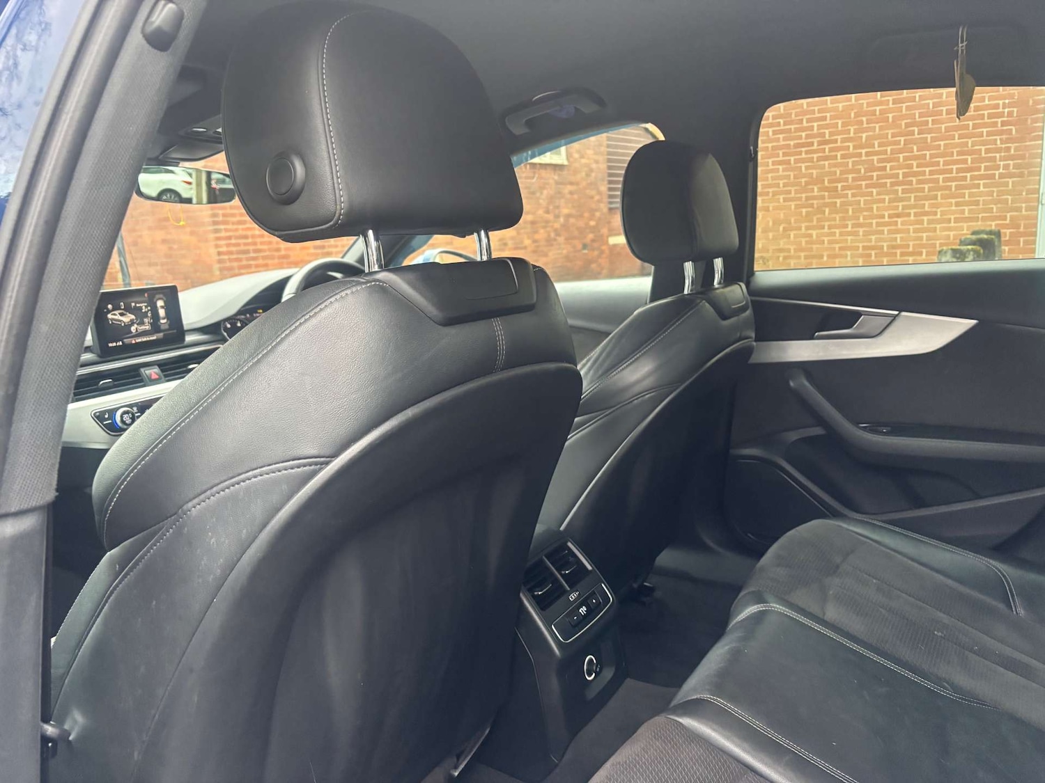 Used Audi A4 2018 for sale - 77247838: Photo 33