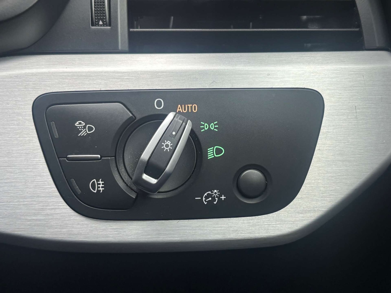 Used Audi A4 2018 for sale - 77247838: Photo 43