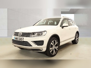 Used Volkswagen Touareg 2015 for sale - 79445337: Photo