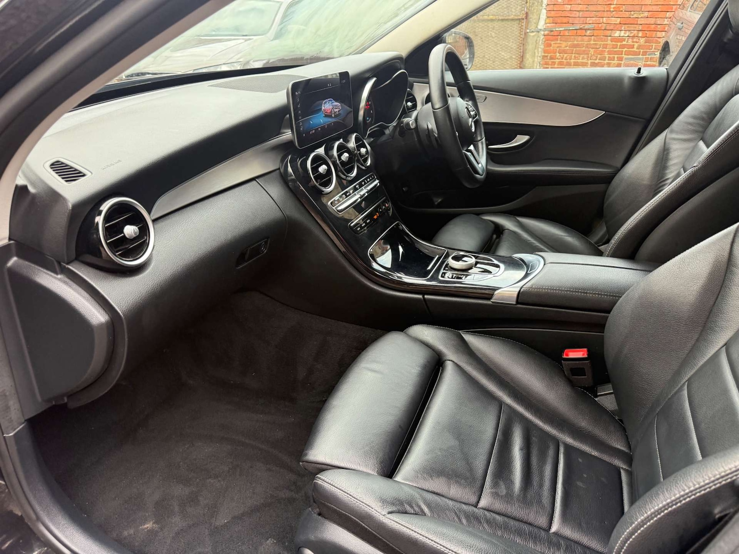 Used Mercedes-Benz C Class 2021 for sale - 76720450: Photo 18