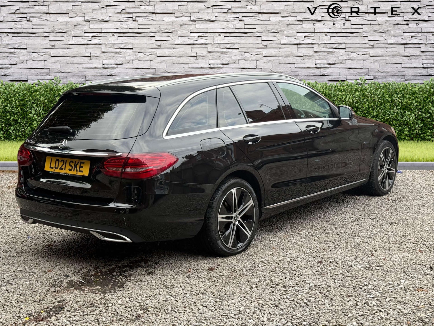 Used Mercedes-Benz C Class 2021 for sale - 76720450: Photo 4