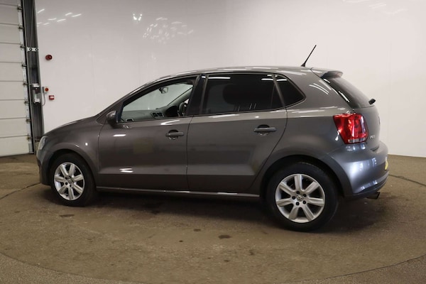 Used Volkswagen Polo 2011 for sale - 76277464: Photo 4
