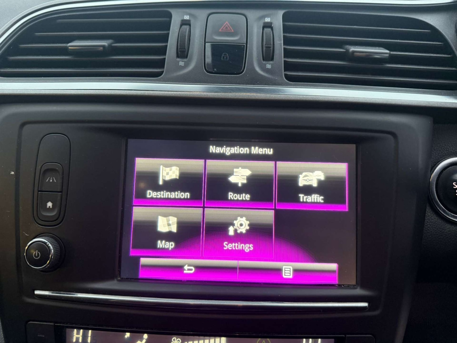 Used Renault Kadjar 2016 for sale - 77207673: Photo 43