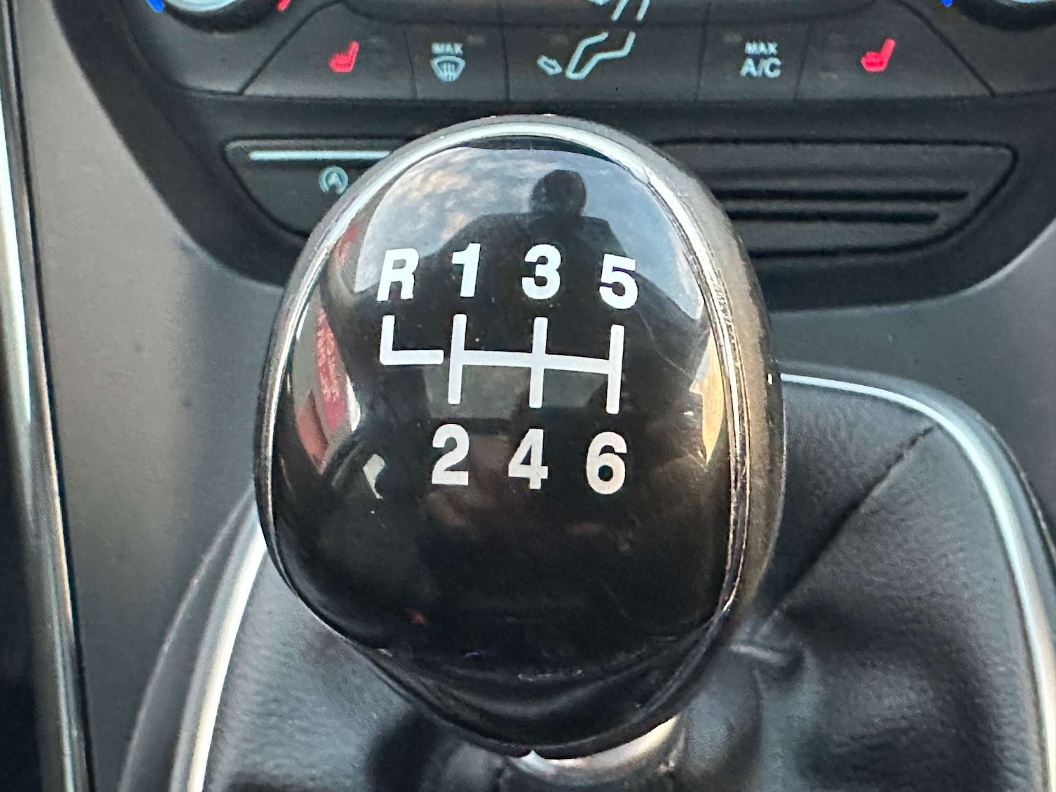 Used Ford Kuga 2016 for sale - 76393369: Photo 15