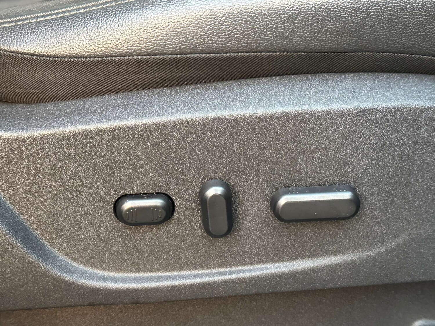 Used Ford Kuga 2016 for sale - 76393369: Photo 34