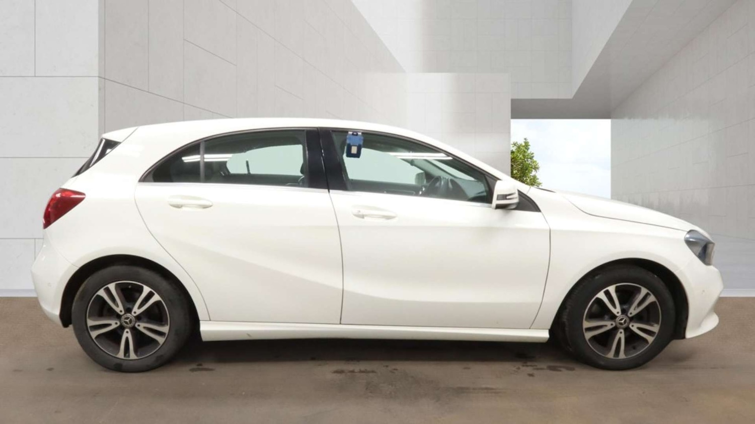 Used Mercedes-Benz A-Class 2017 for sale - 78068143: Photo 5