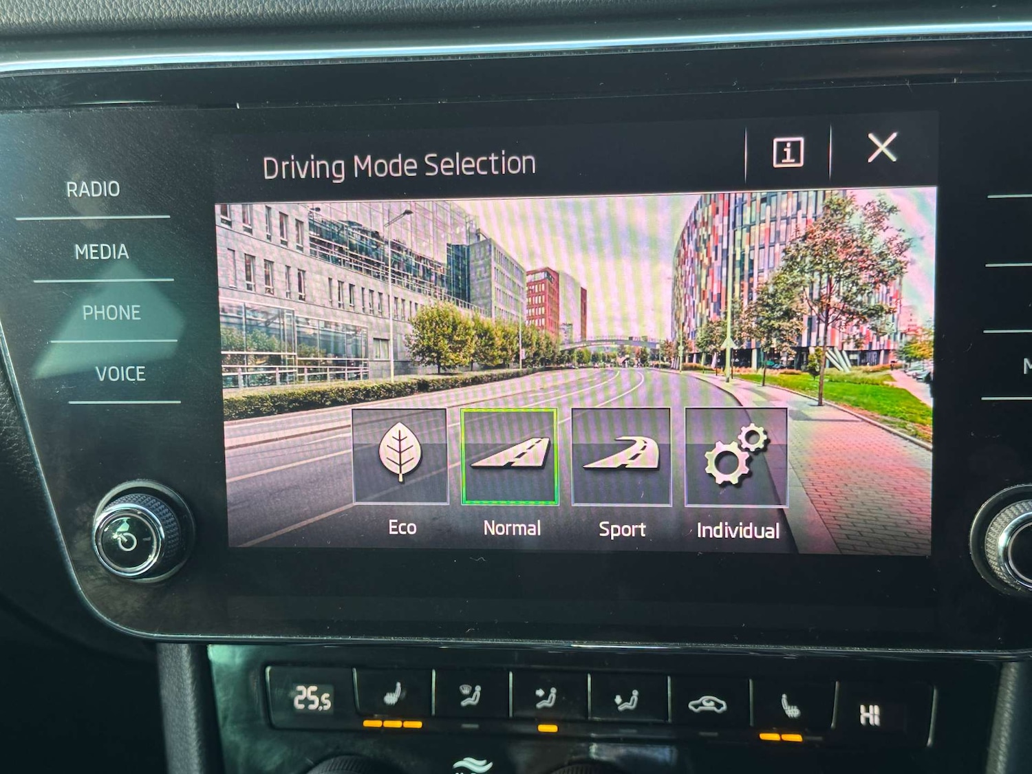 Used Skoda Superb 2019 for sale - 76666259: Photo 13