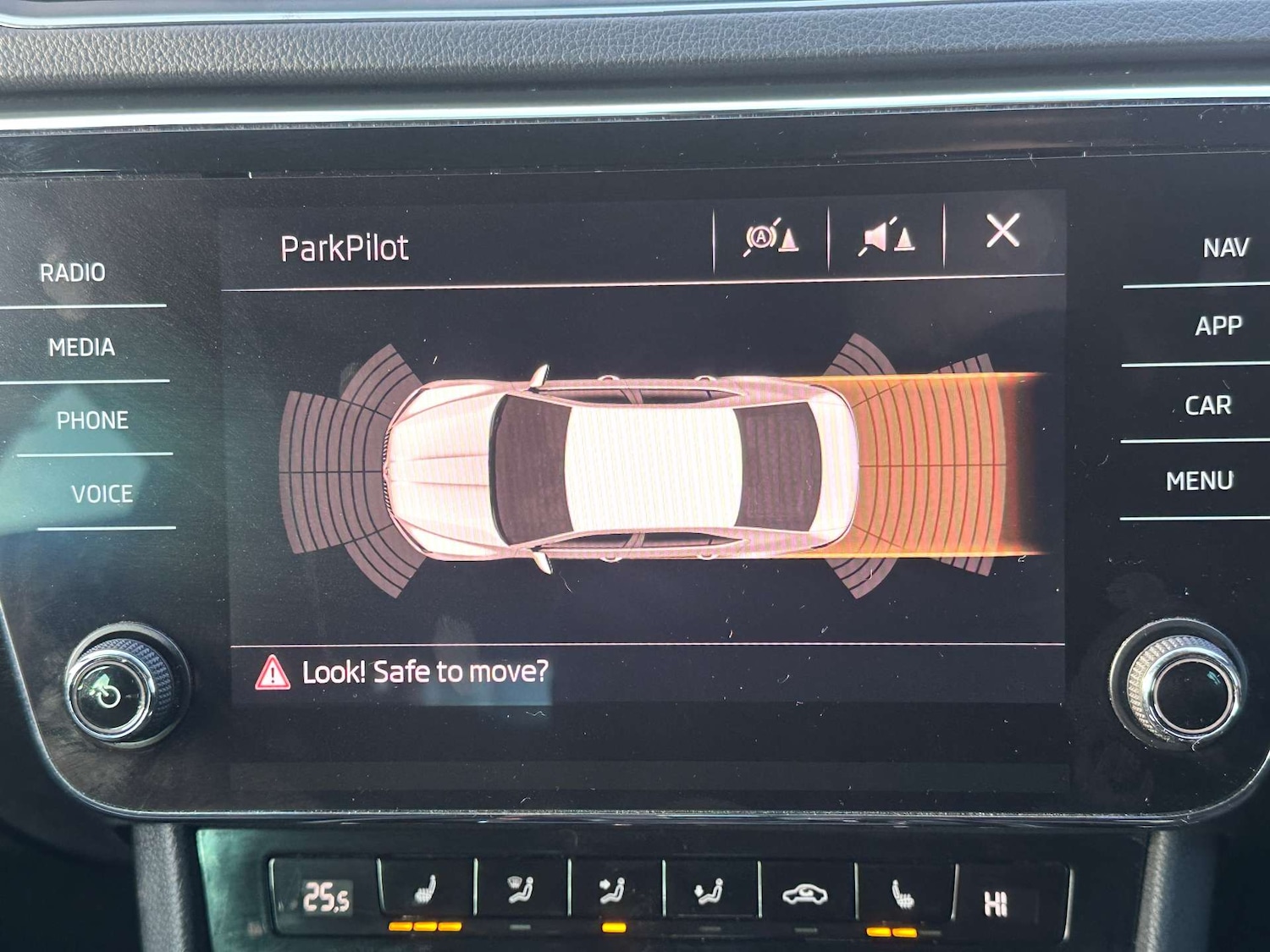 Used Skoda Superb 2019 for sale - 76666259: Photo 15