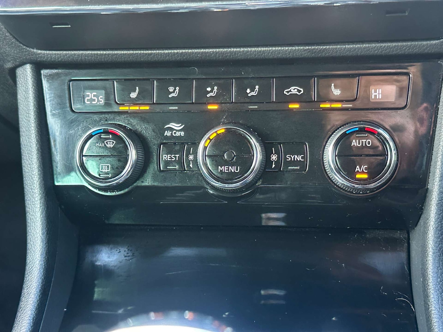 Used Skoda Superb 2019 for sale - 76666259: Photo 16