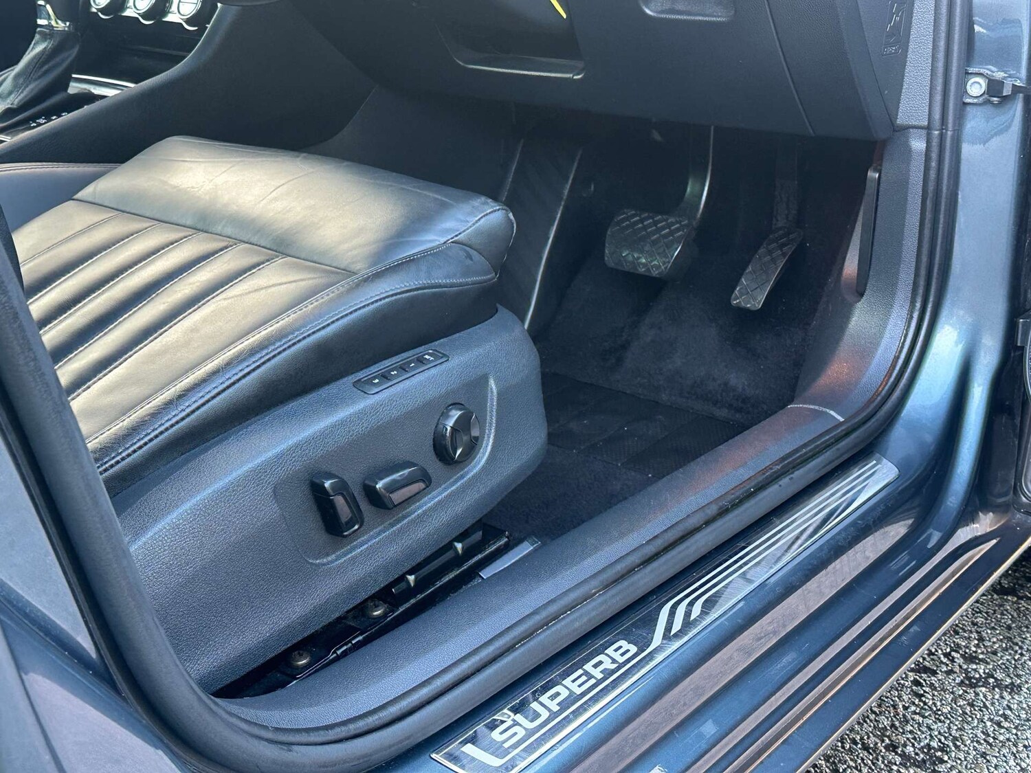 Used Skoda Superb 2019 for sale - 76666259: Photo 29