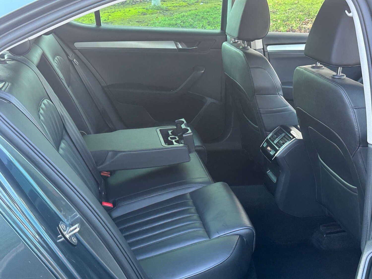 Used Skoda Superb 2019 for sale - 76666259: Photo 33