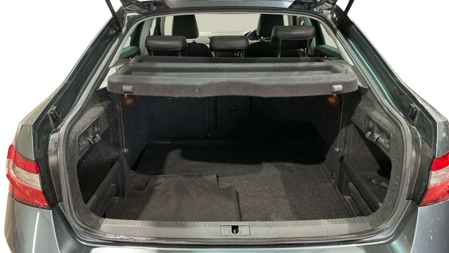 Used Skoda Superb 2019 for sale - 76666259: Photo 7