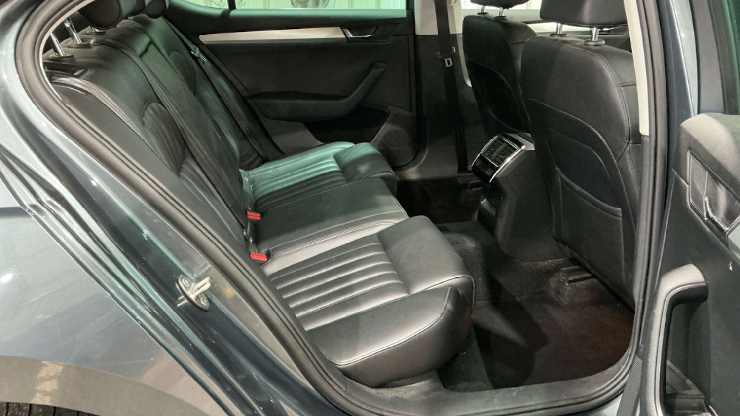 Used Skoda Superb 2019 for sale - 76666259: Photo 9