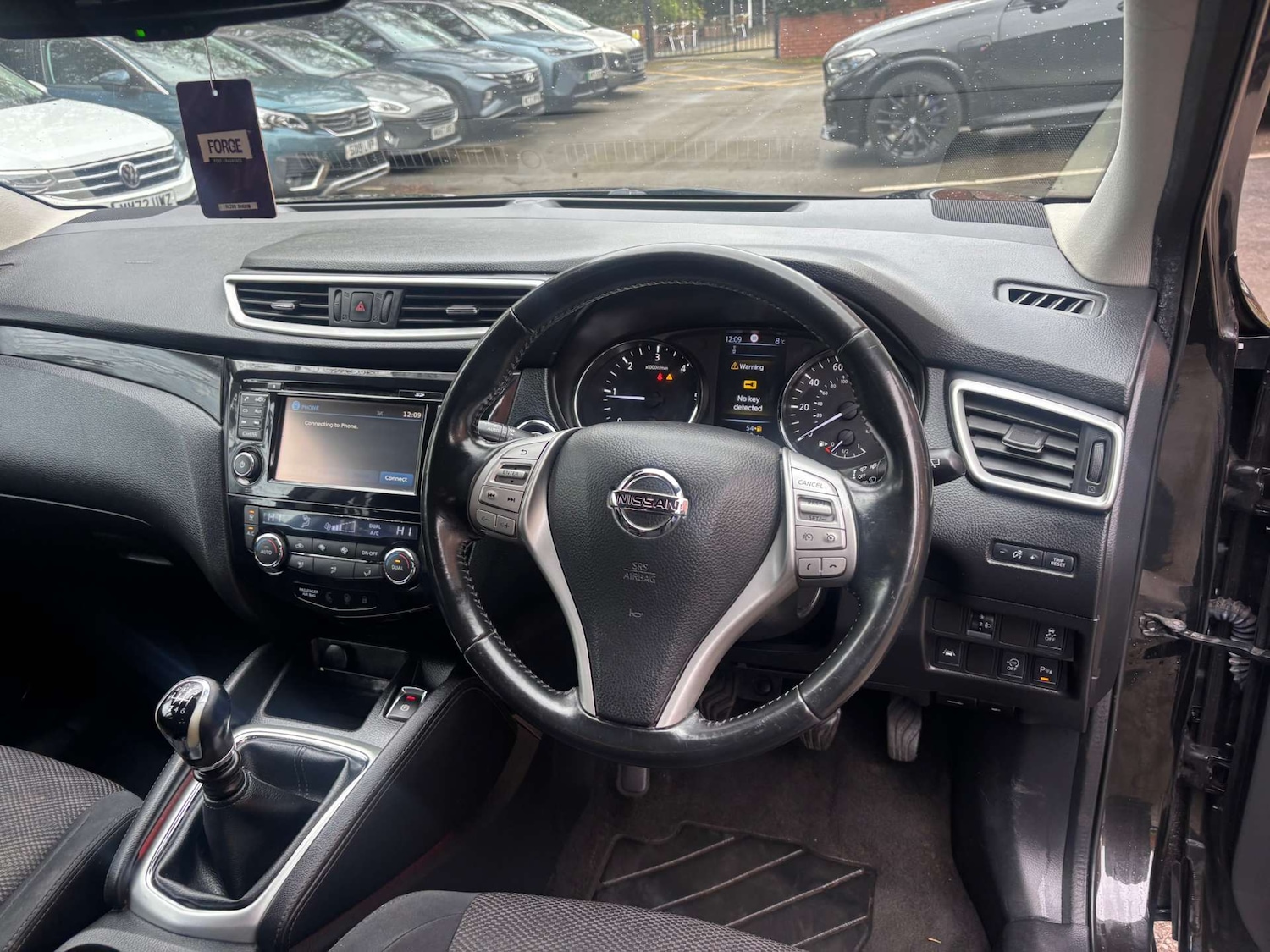 Used Nissan Qashqai 2015 for sale - 77618870: Photo 27