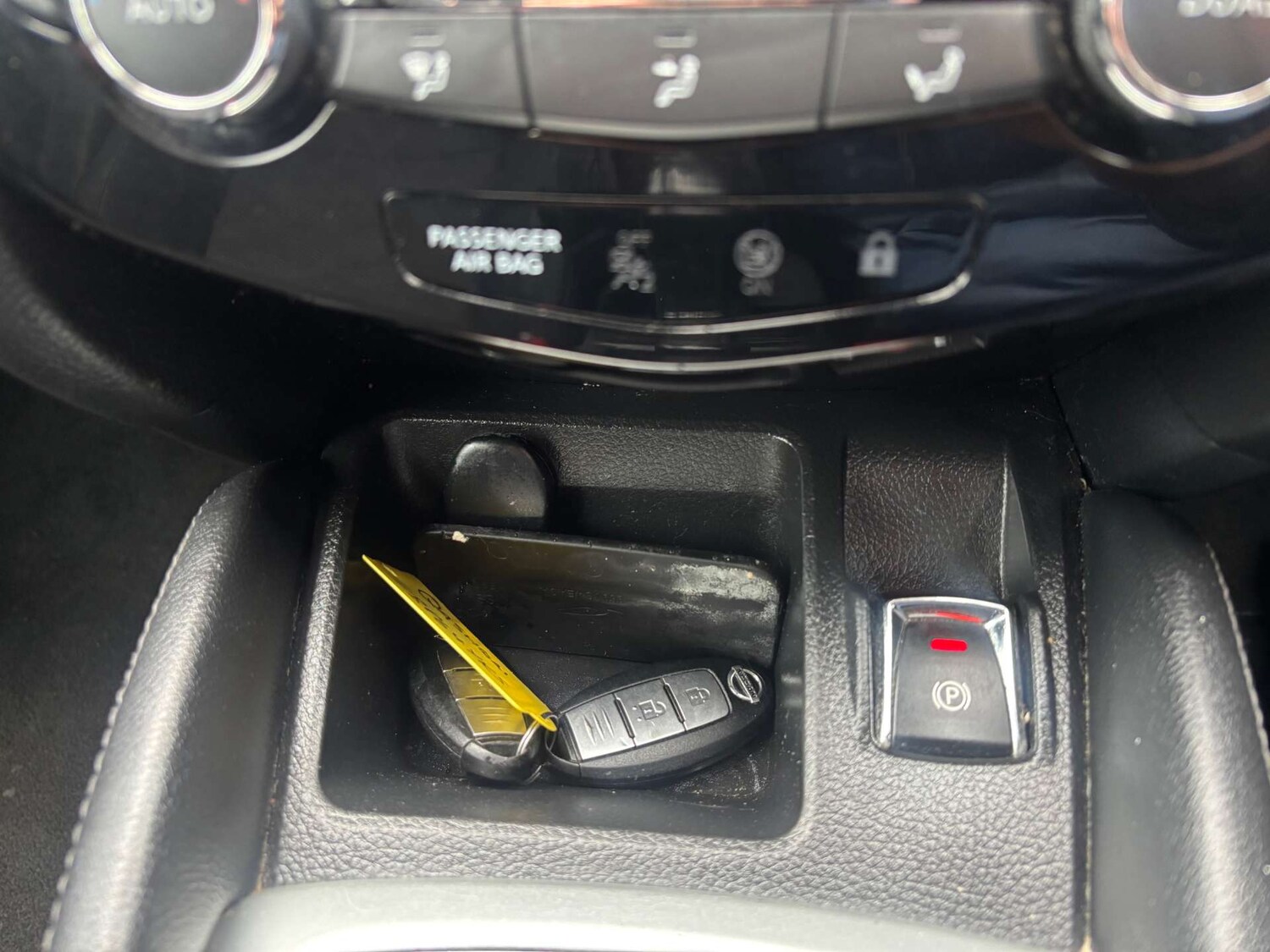 Used Nissan Qashqai 2015 for sale - 77618870: Photo 39