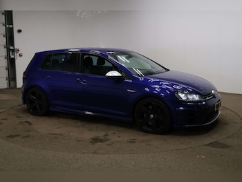 Used Volkswagen Golf 2016 for sale - 77073363: Photo