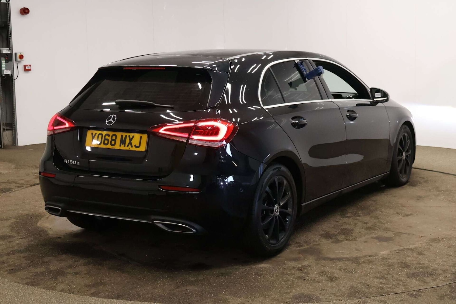 Used Mercedes-Benz A-Class 2019 for sale - 77261390: Photo 3