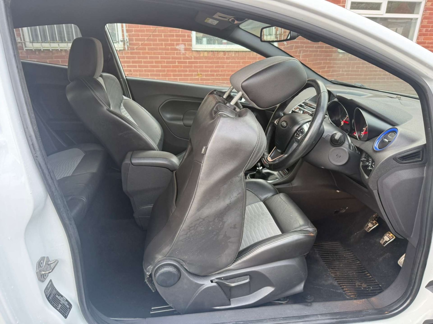 Used Ford Fiesta 2015 for sale - 77148652: Photo 26