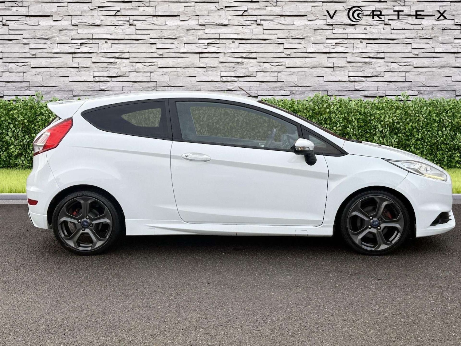 Used Ford Fiesta 2015 for sale - 77148652: Photo 8
