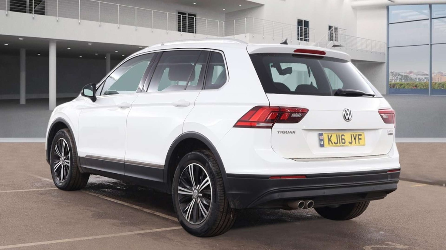 Used Volkswagen Tiguan 2016 for sale - 77569687: Photo 3