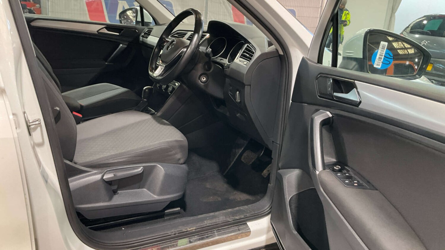 Used Volkswagen Tiguan 2016 for sale - 77569687: Photo 7