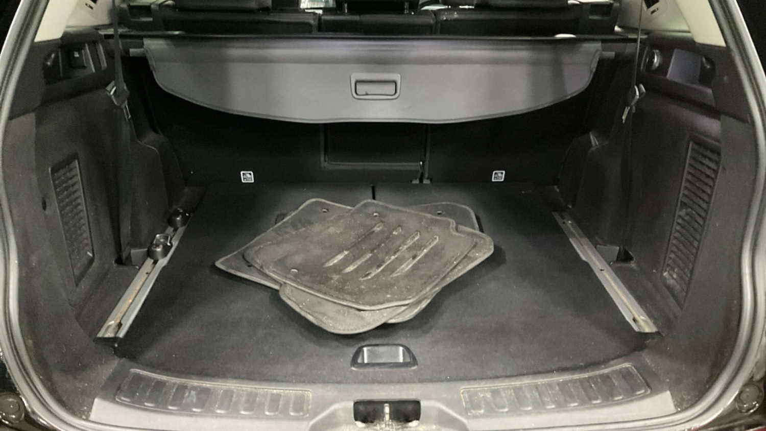 Used Land Rover Discovery Sport 2017 for sale - 77224778: Photo 7