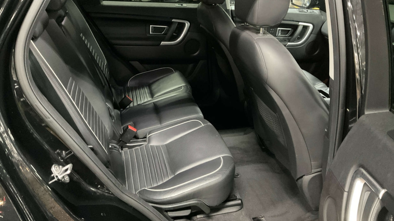 Used Land Rover Discovery Sport 2017 for sale - 77224778: Photo 8