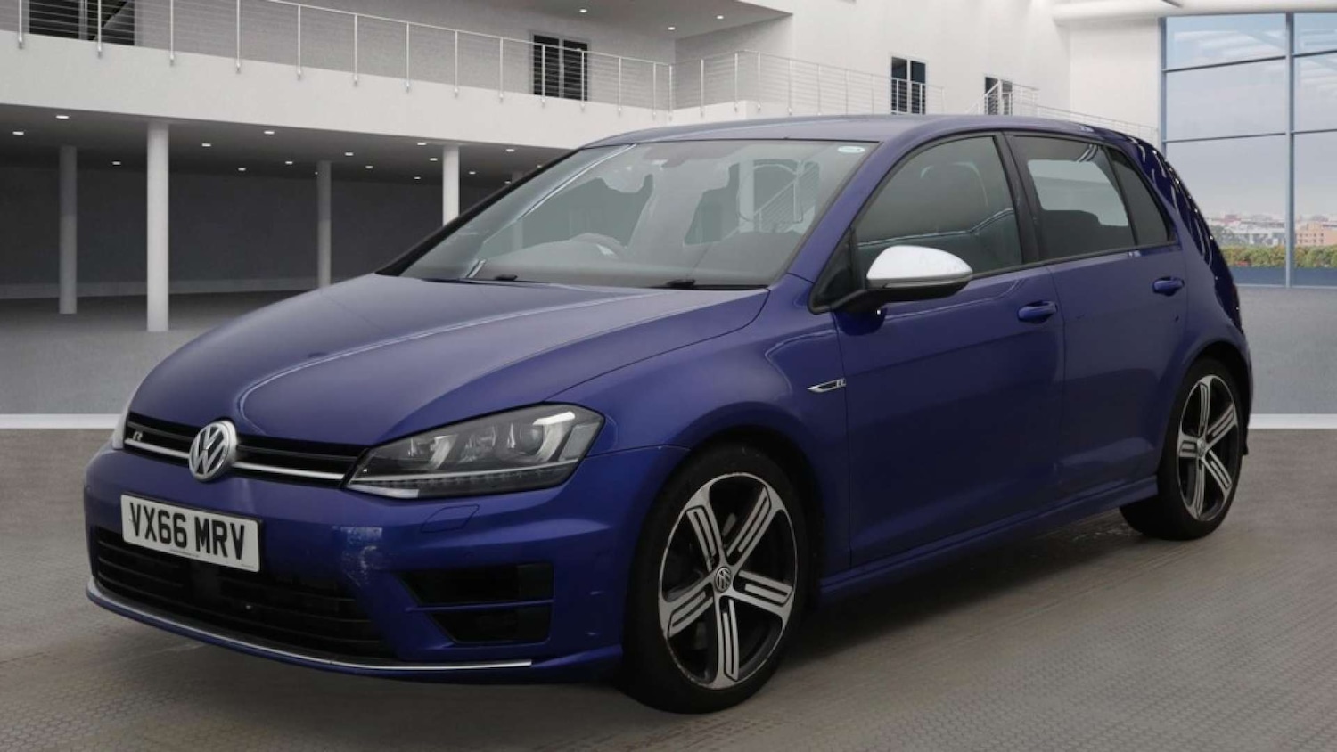 Used Volkswagen Golf 2016 for sale - 77406060: Photo 2