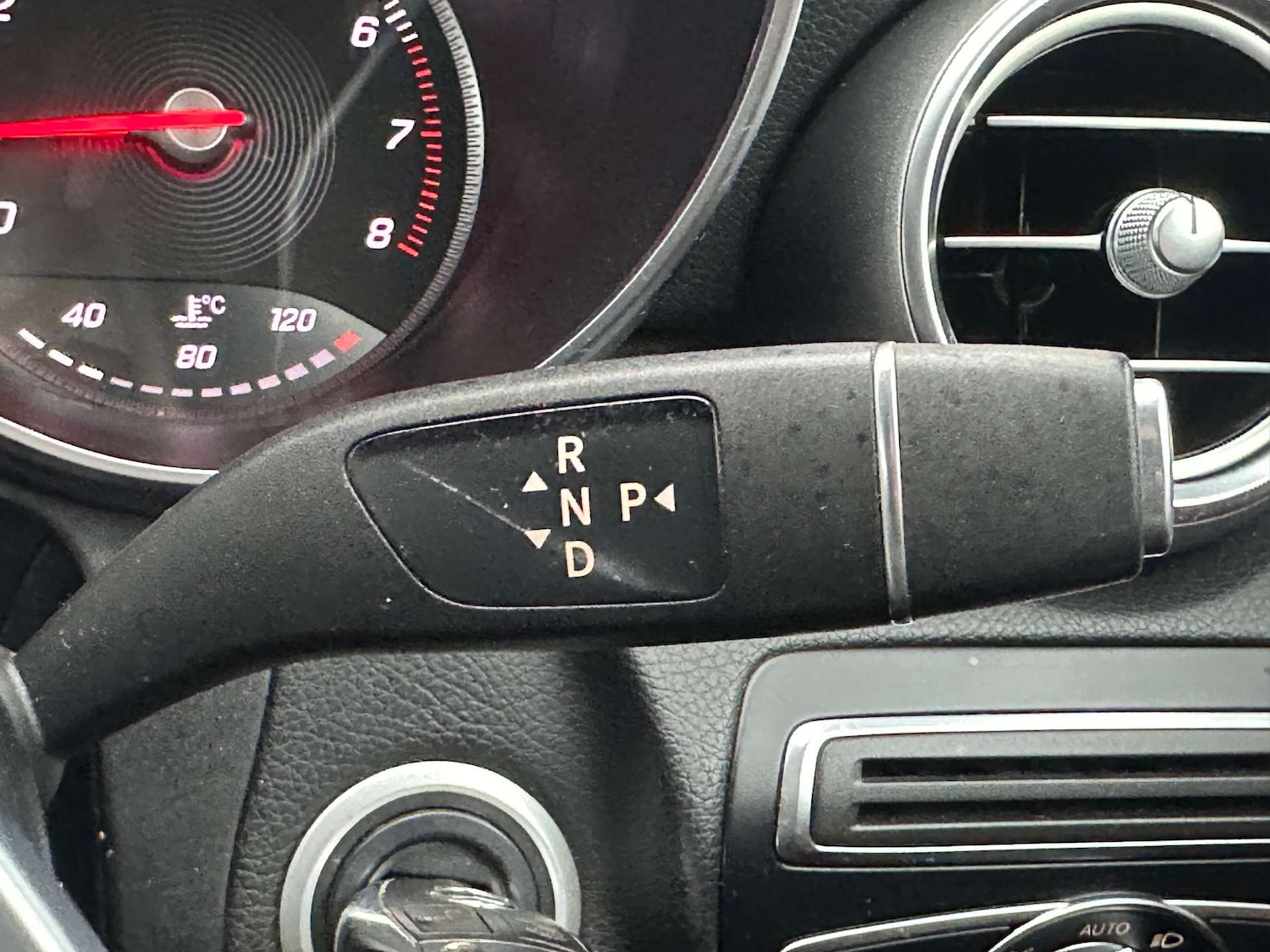 Used Mercedes-Benz C Class 2017 for sale - 77148648: Photo 14