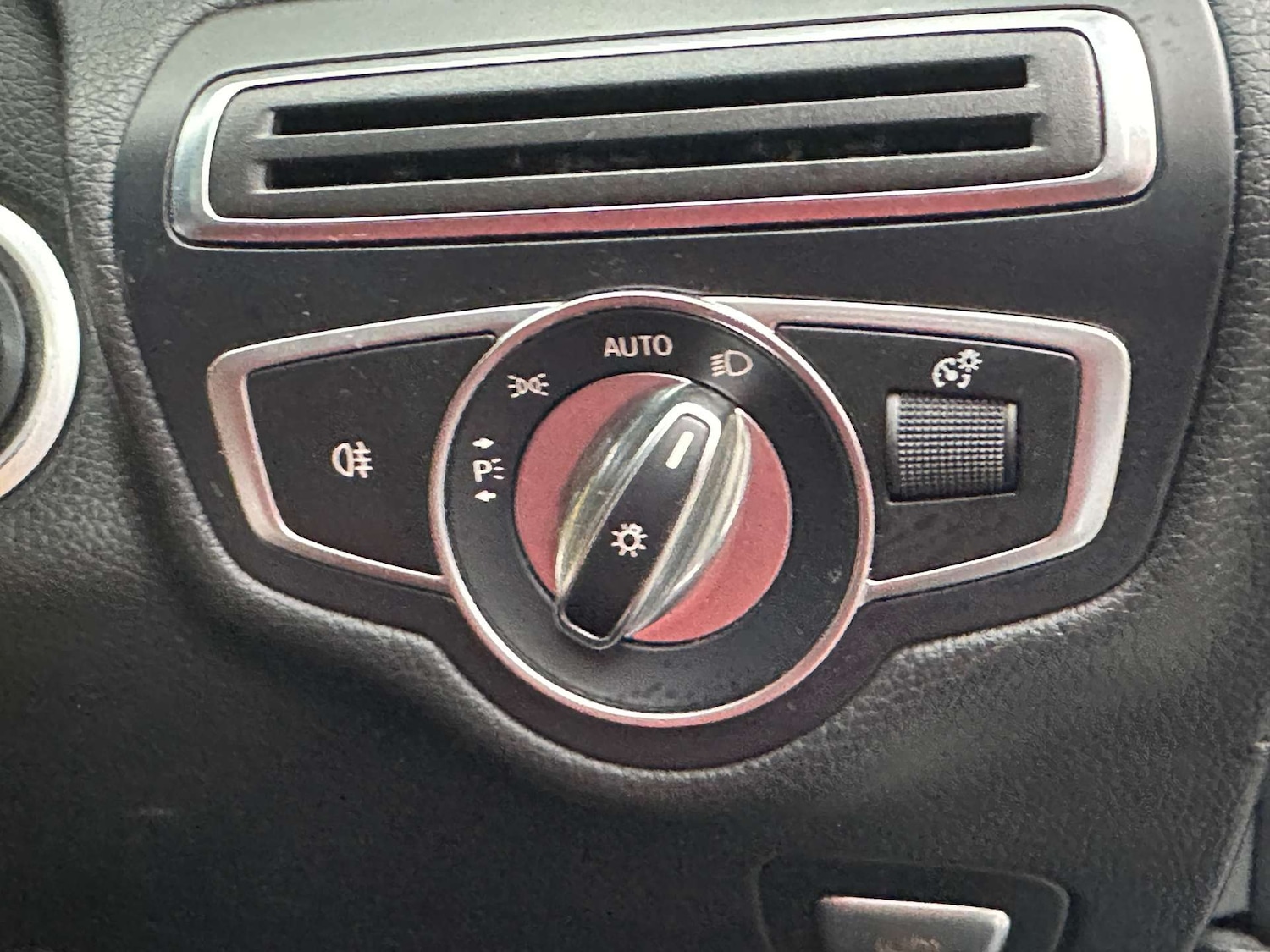 Used Mercedes-Benz C Class 2017 for sale - 77148648: Photo 21