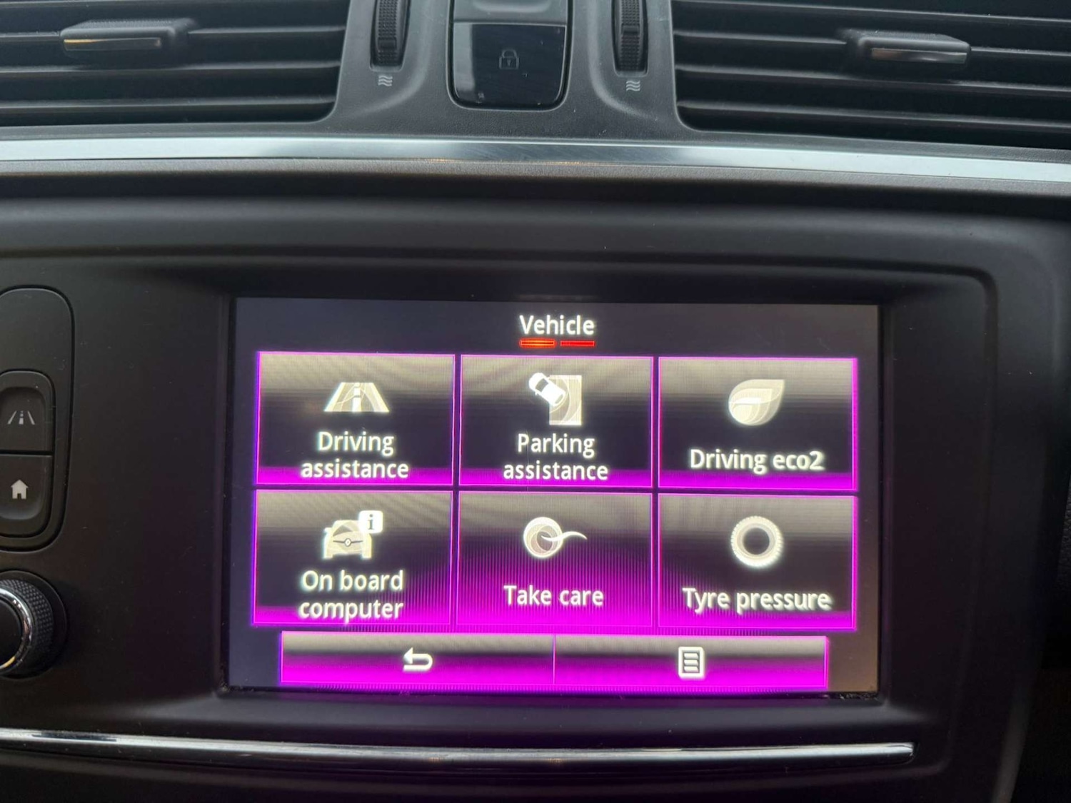 Used Renault Kadjar 2016 for sale - 77148618: Photo 40