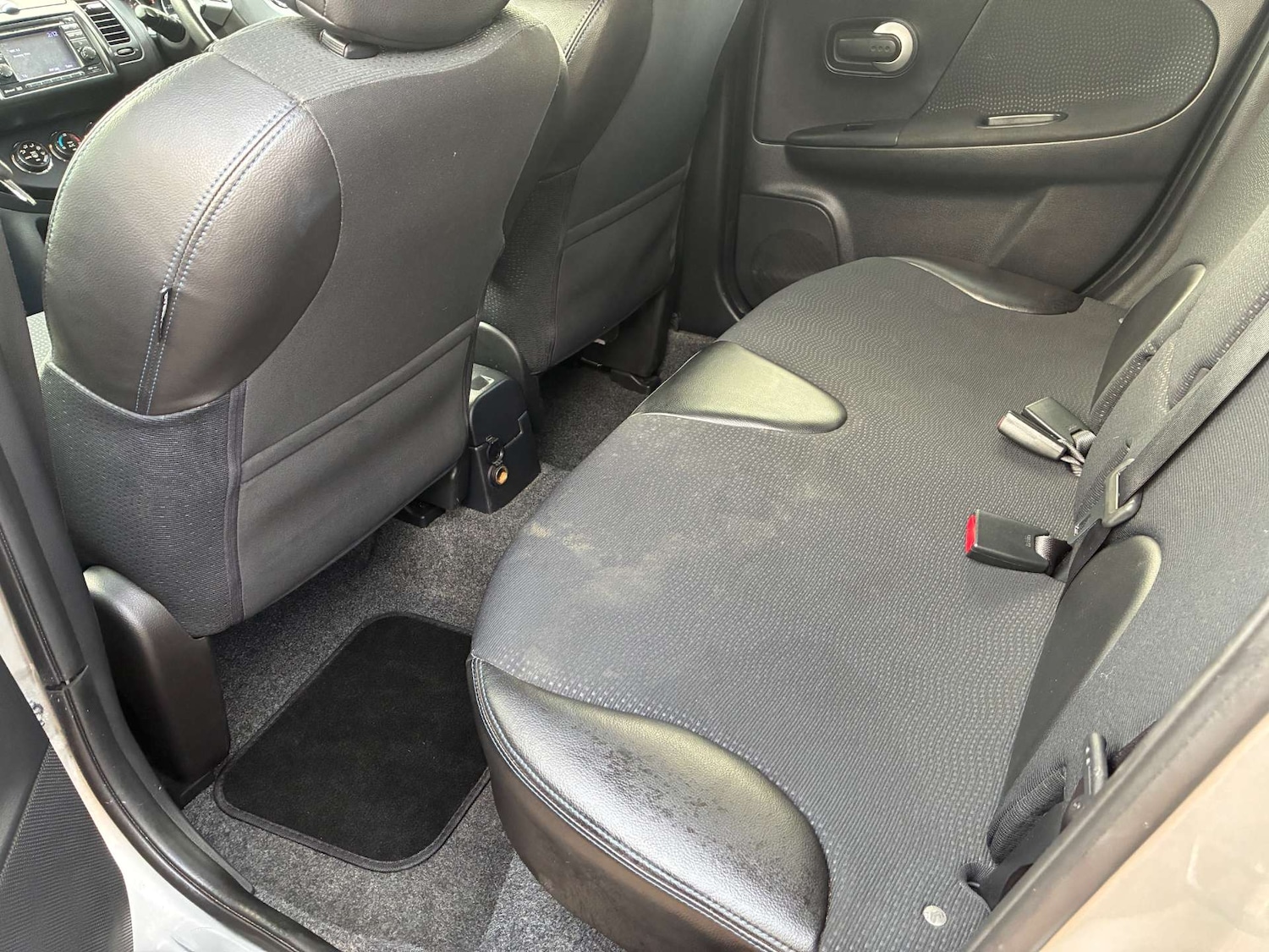 Used Nissan Note 2015 for sale - 77148682: Photo 24