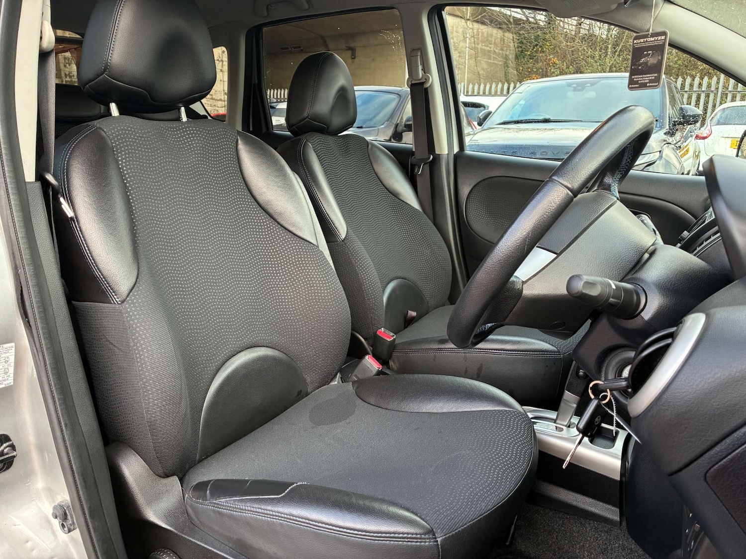 Used Nissan Note 2015 for sale - 77148682: Photo 31