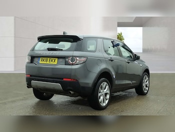 Used Land Rover Discovery Sport 2018 for sale - 78840160: Photo